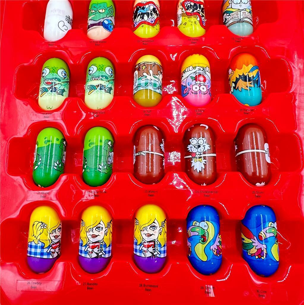 61 Mighty Beanz With Red Case