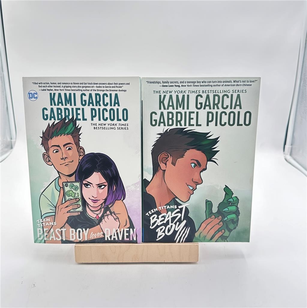 Set of 2:Teen Titans: Beast Boy & Beast Boy Loves Raven Garcia ,Picolo