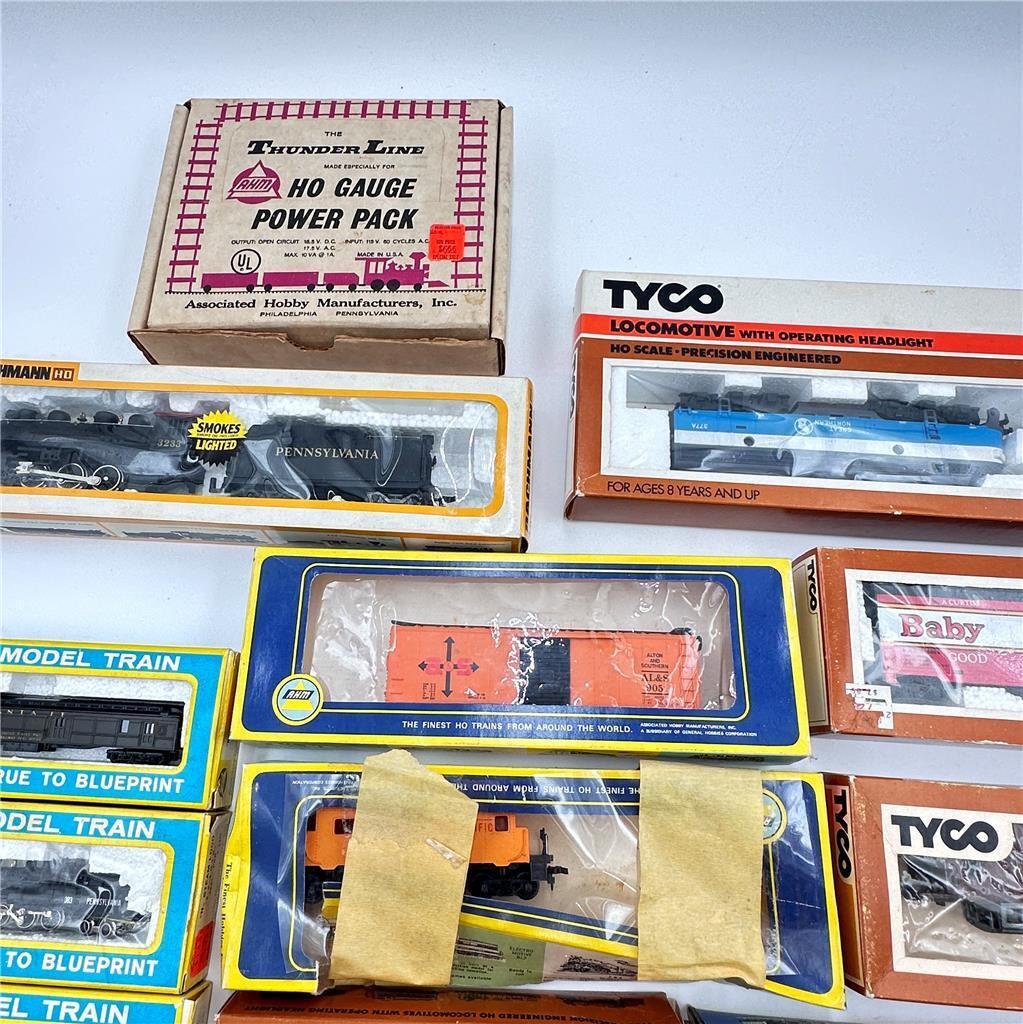 Lot of Model Trains, Tracks and Buildings Please See Pictures
