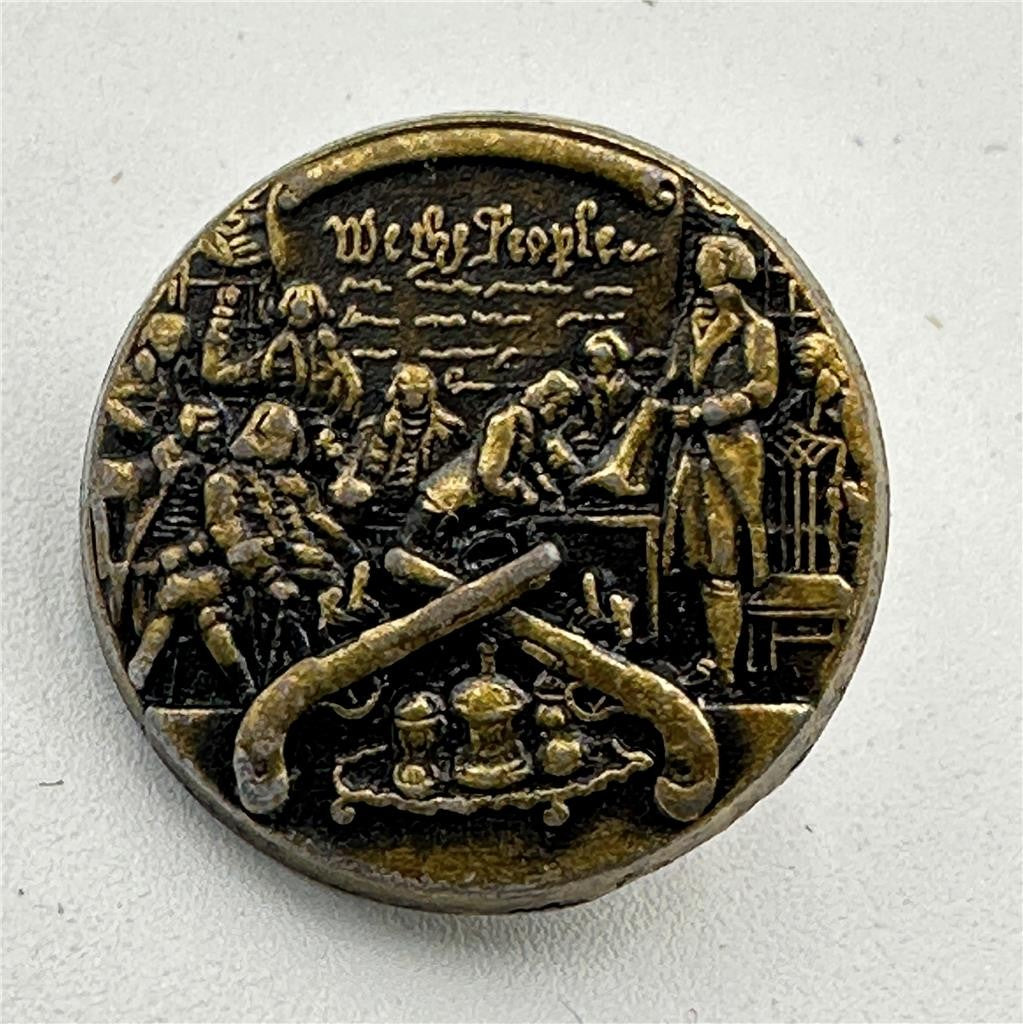 Vtg We the People Gold Tone Lapel Pin