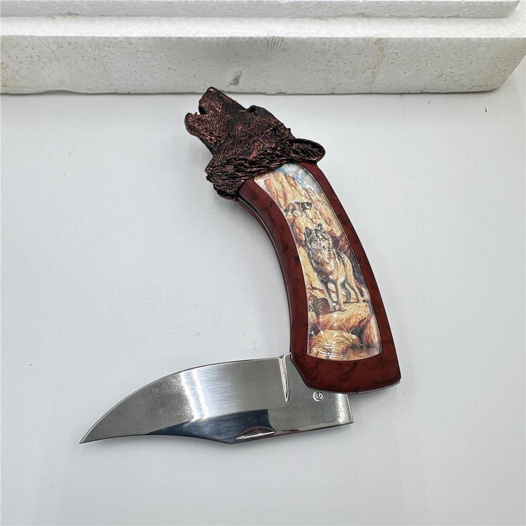 Franklin Mint Wolf Head Collector Knife with Case and Box Very Good Condition