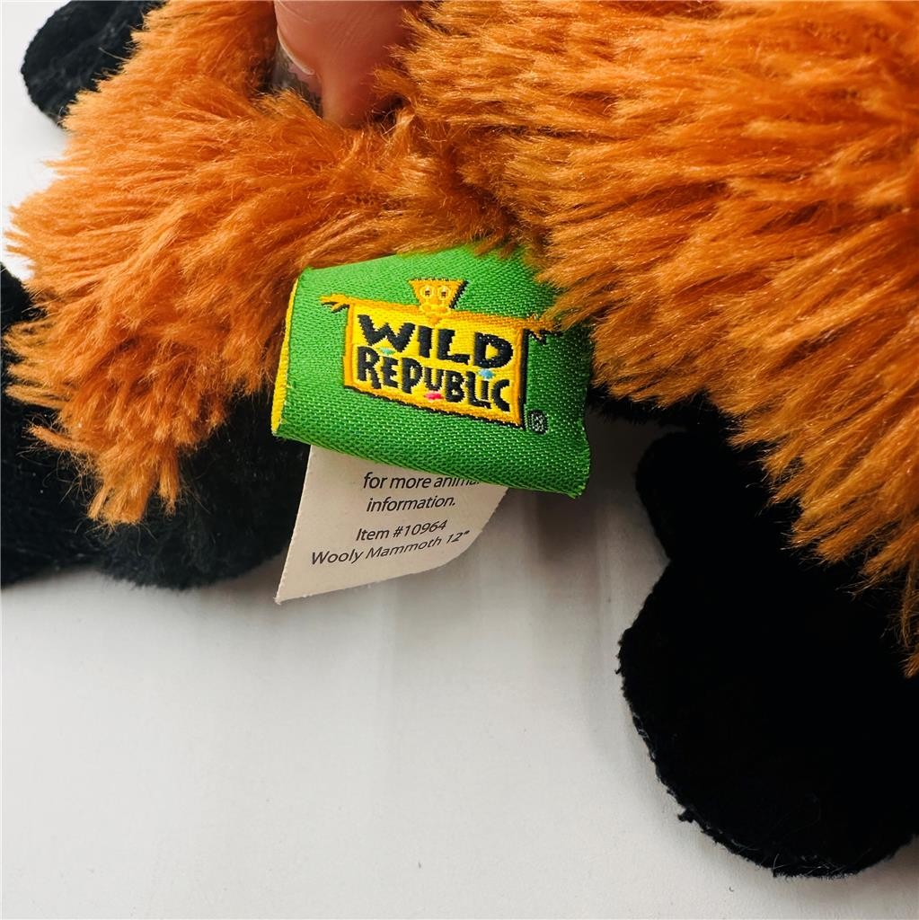 Wild Republic 12" Red Ruffed Lemur Plush Animal Orange/Brown and Black