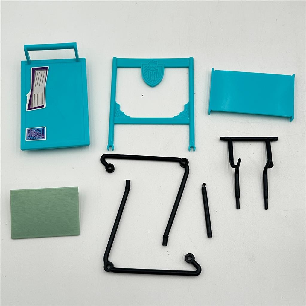 Lot of Monster High Playsets Replacement Parts See Picture