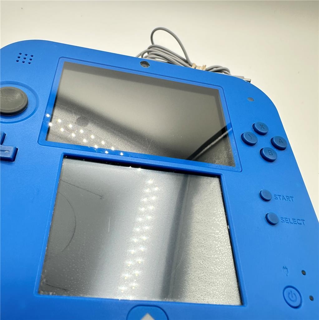 Nintendo 2DS Electric Blue with AC Adapter Ractory Reset Good Screens