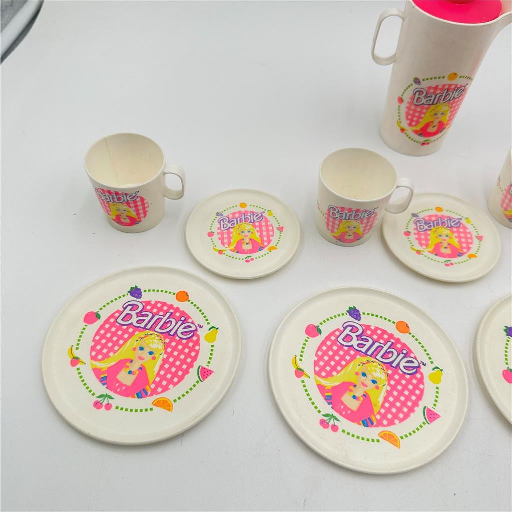 Vintage Plastic Chilton Barbie 13 Piece Tea Set