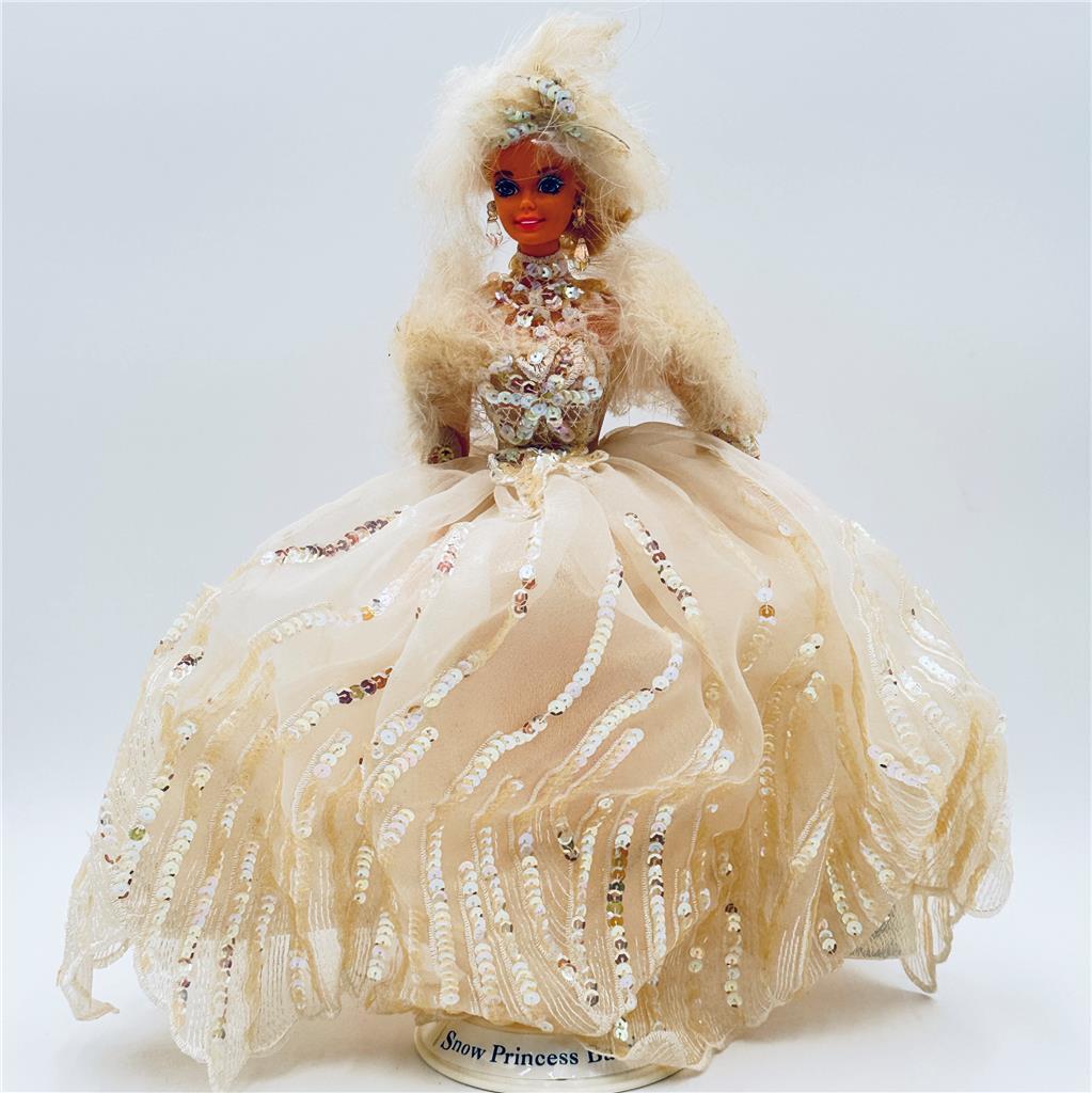 1994 Snow Princess Barbie Doll / Enchanted Seasons / Mattel 11875, Nrf