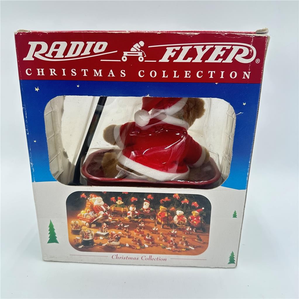 Vtg 1999 Radio Flyer Christmas Collection Table Top Ornament Wagon Santa Bear