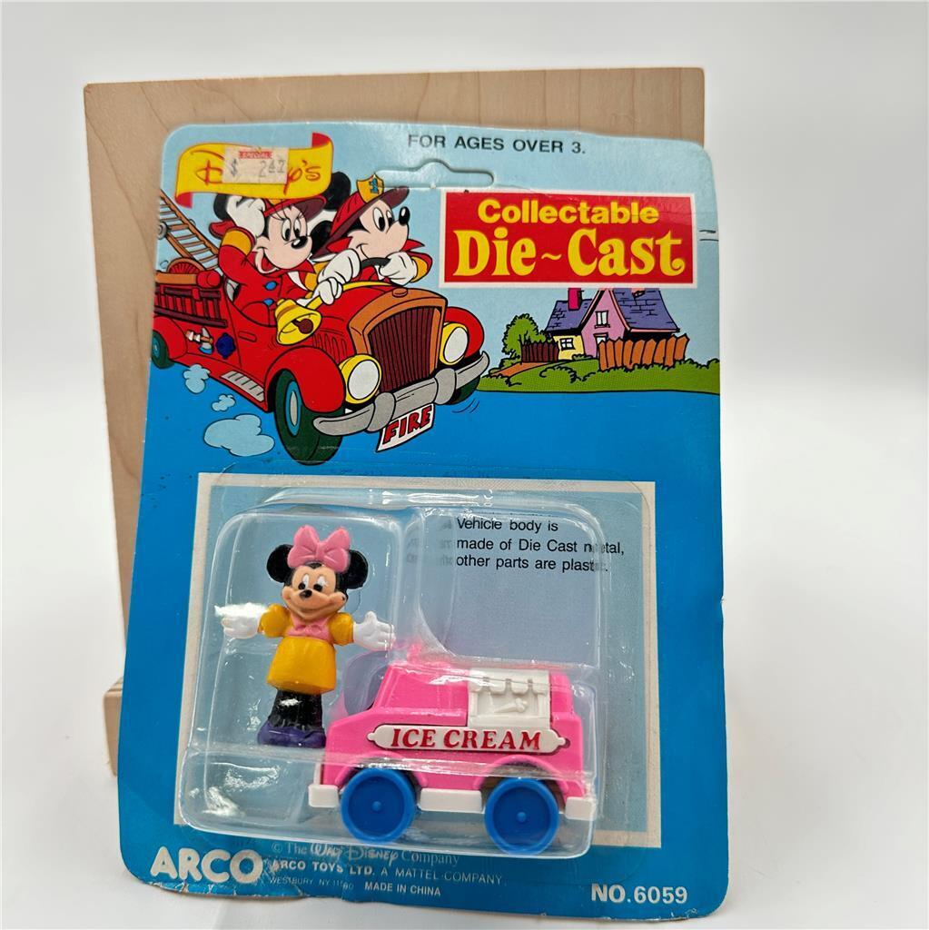 Vintage DISNEY COLLECTIBLE DIE-CAST Minnie MOUSE WITH Ice Cream TRUCK No. 6059