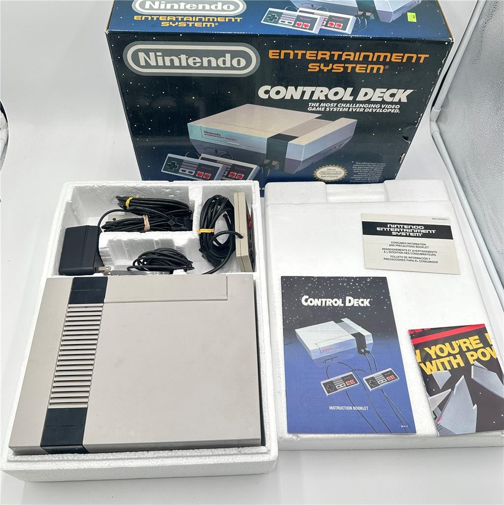 Nintendo NES Control Deck Home Console -Gray with Box, Tray & Inserts Not Tested