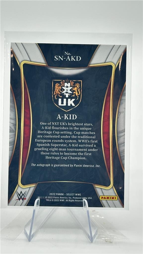 2022 Panini Select WWE - Signature Selections A-Kid #SN-AKD (AU, RC)