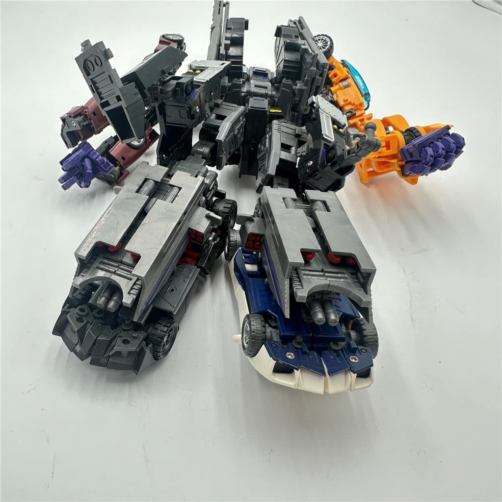 Fansproject Intimidator (3rd Party Stunticons, Menasor) Missing Pieces