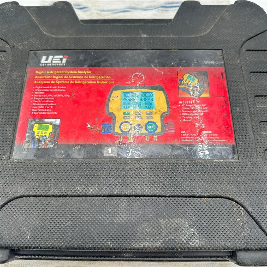UEi AK940 Digital Refrigerant System Analyzer 4 Valve hoses and case