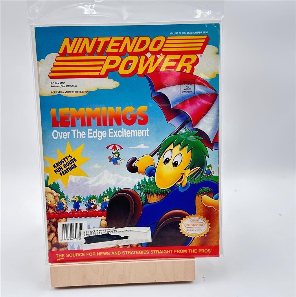 Nintendo Power Magazine June 1992 Volume 37 Lemmings W/Ultrabots Poster