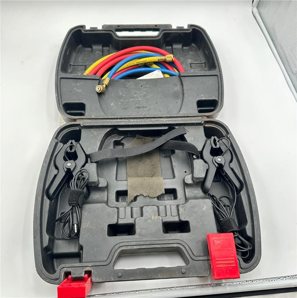 UEi AK940 Digital Refrigerant System Analyzer 4 Valve hoses and case