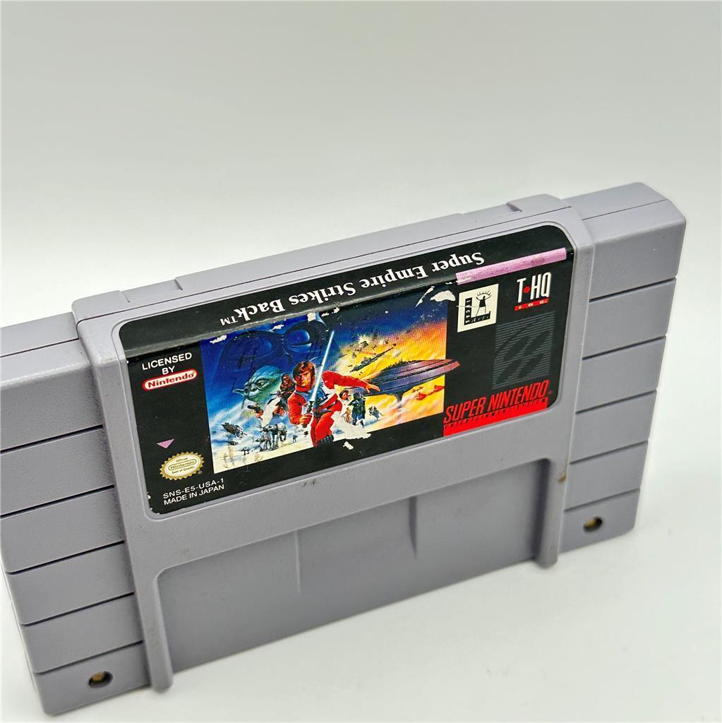 Super Star Wars: The Empire Strikes Back (Super Nintendo Entertainment System, 1
