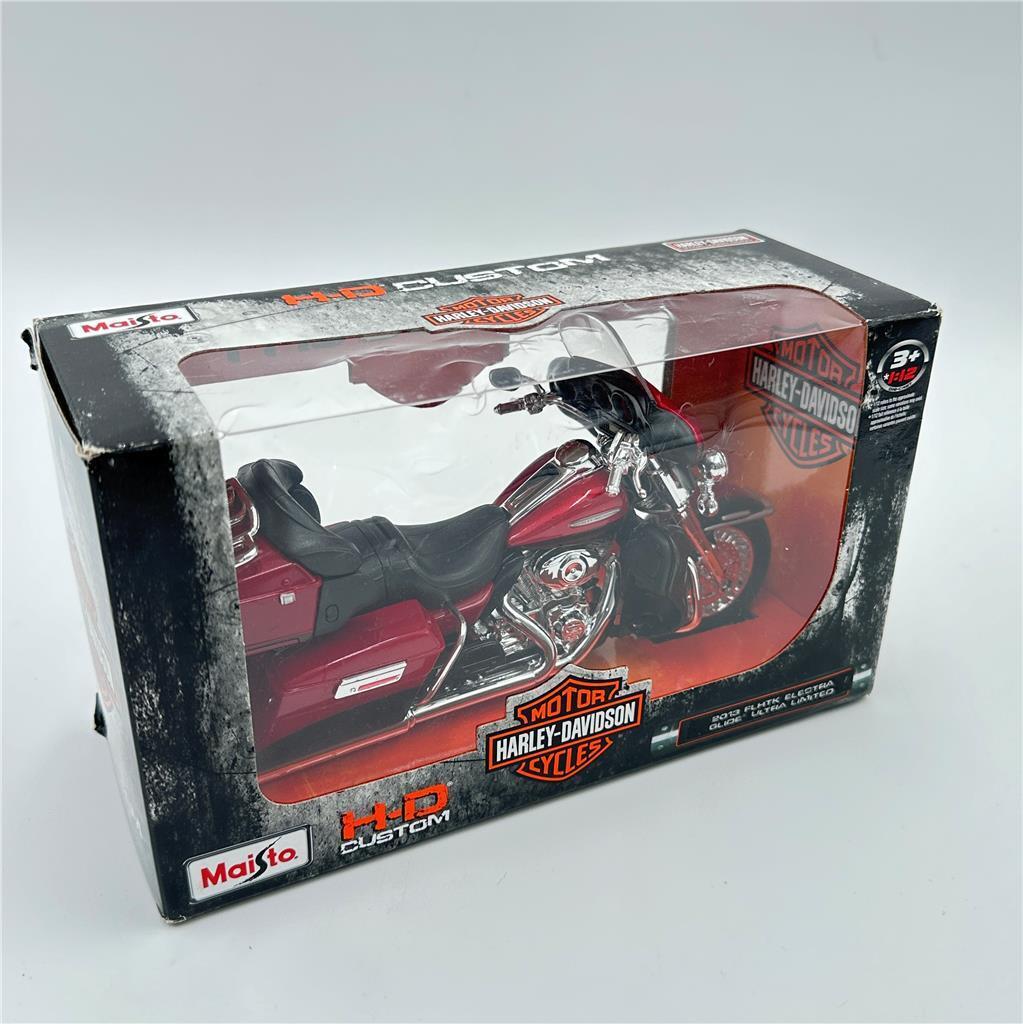 Maisto Harley-Davidson Motorcycles 2013 FLHTK Electra Glide Ultra Limited