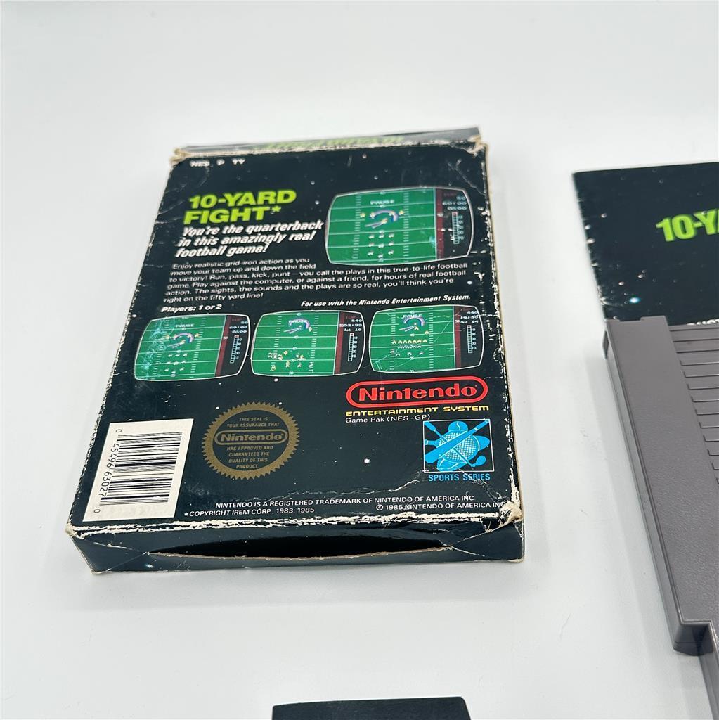 10-Yard Fight (Nintendo Entertainment System, 1985)