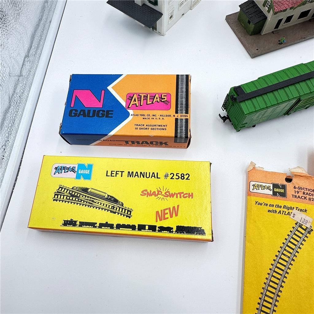 Lot of Model Trains, Tracks and Buildings Please See Pictures