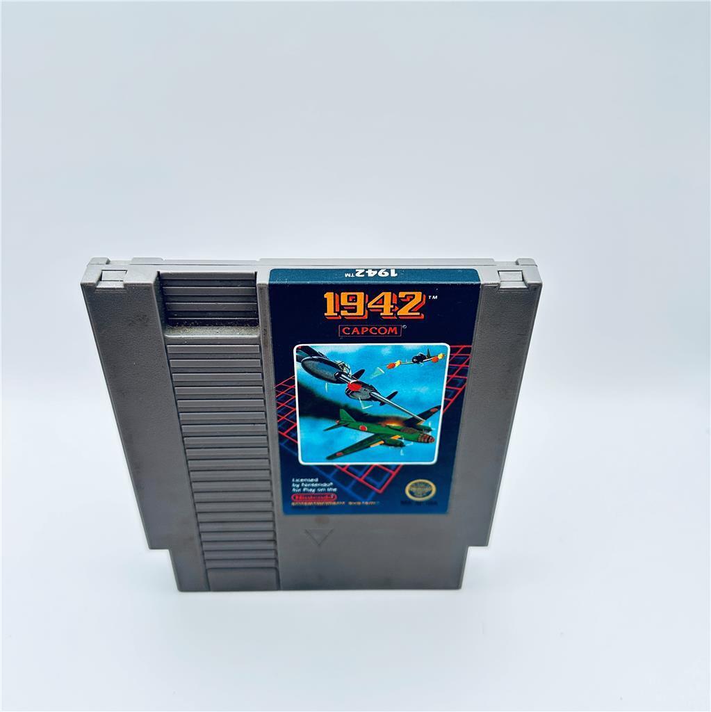1942 (Nintendo Entertainment System, 1986)3 Screw Game Cartridge Only Capcom