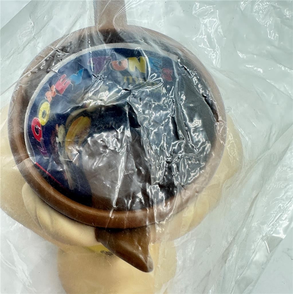 Vintage 1994 Looney Tunes Wile E. Coyote Promo Plastic 3-D Mug New Sealed