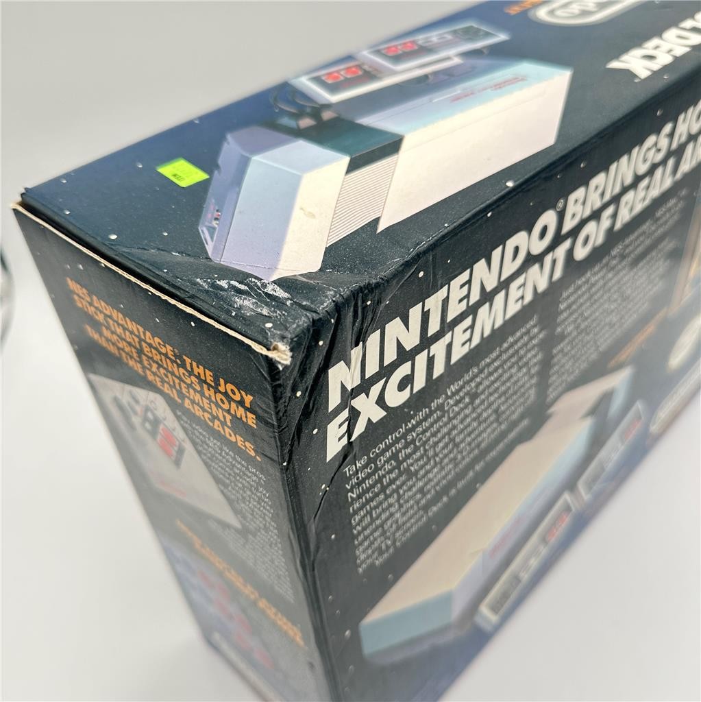 Nintendo NES Control Deck Home Console -Gray with Box, Tray & Inserts Not Tested