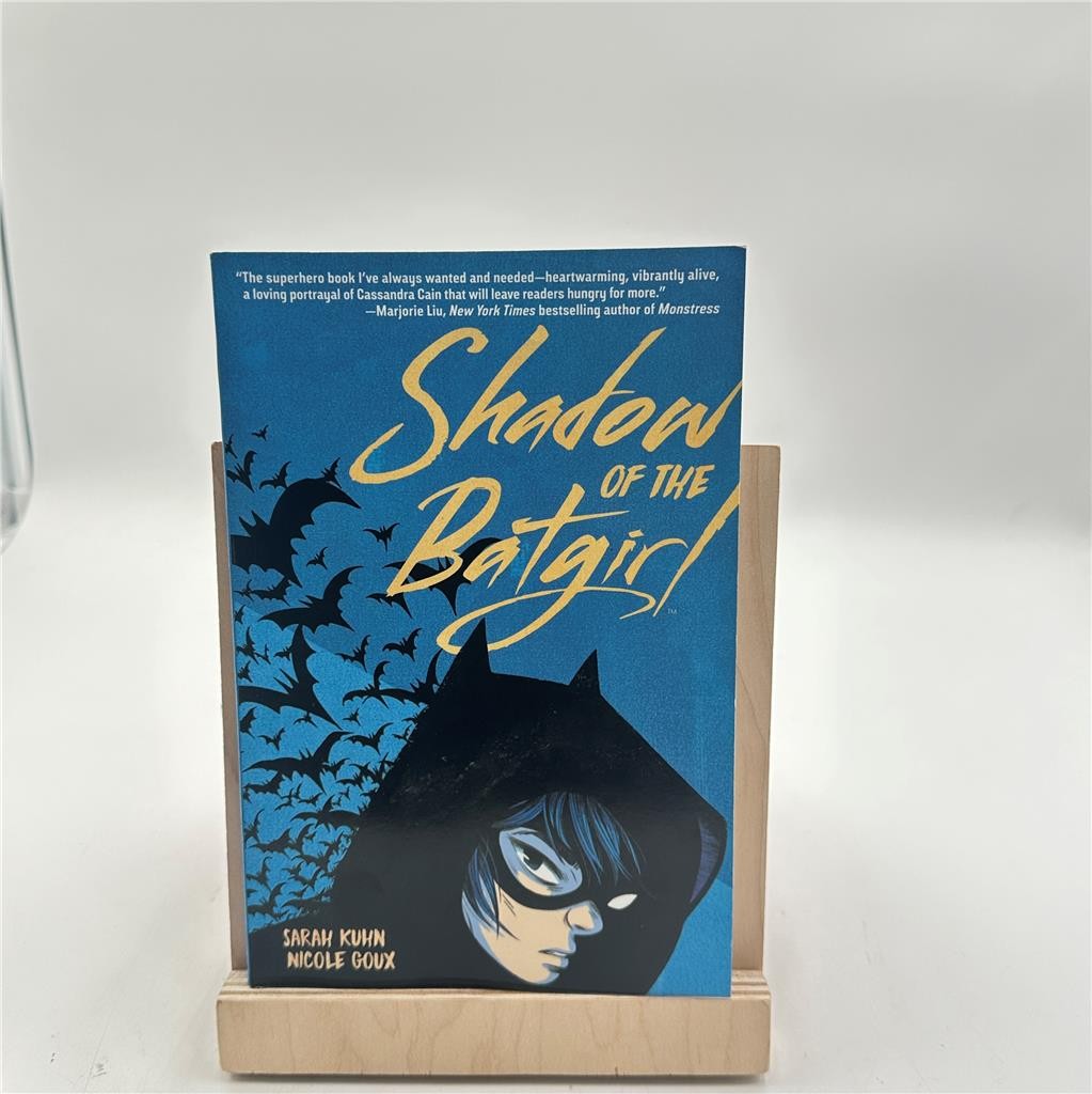 Shadow of the Batgirl - Kuhn, Sarah