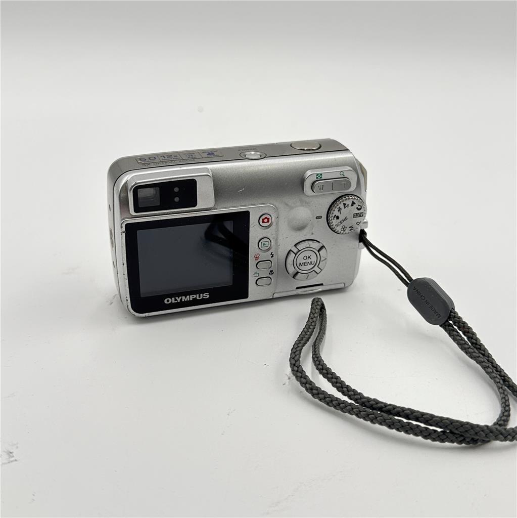 Olympus 5.0 Megapixel Digital Camera Camedia Vintage Compact Part Only