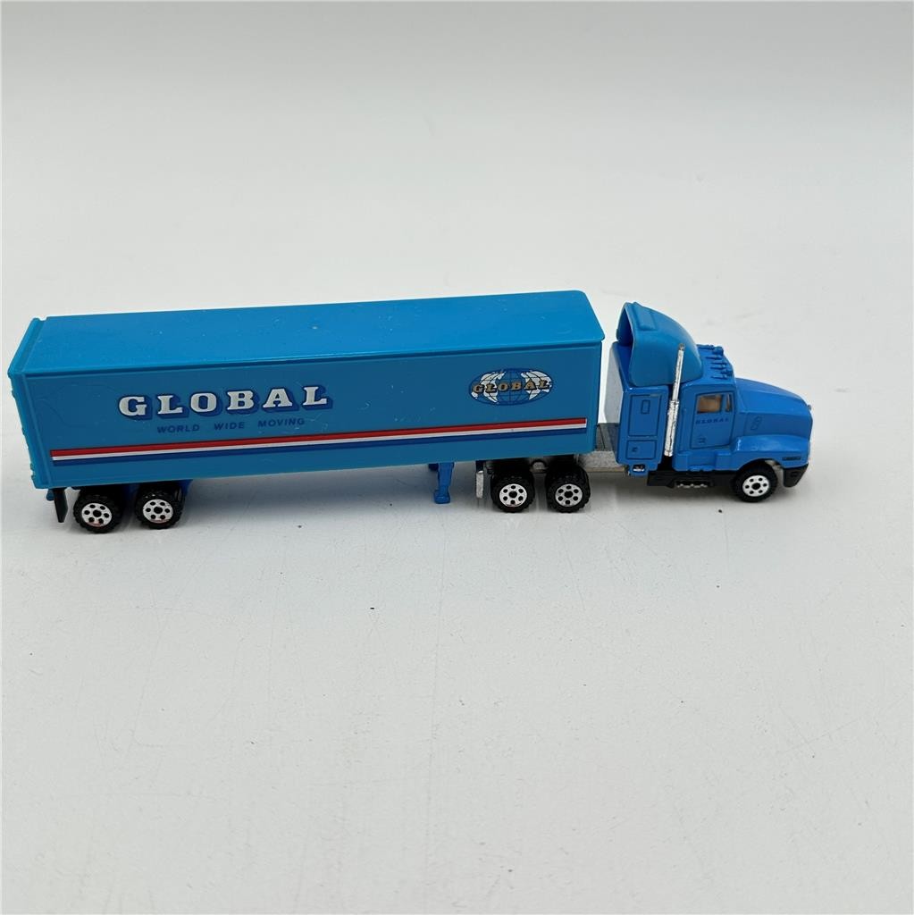 Road Champs Kenworth Global World Wide Moving Semi Truck Trailer
