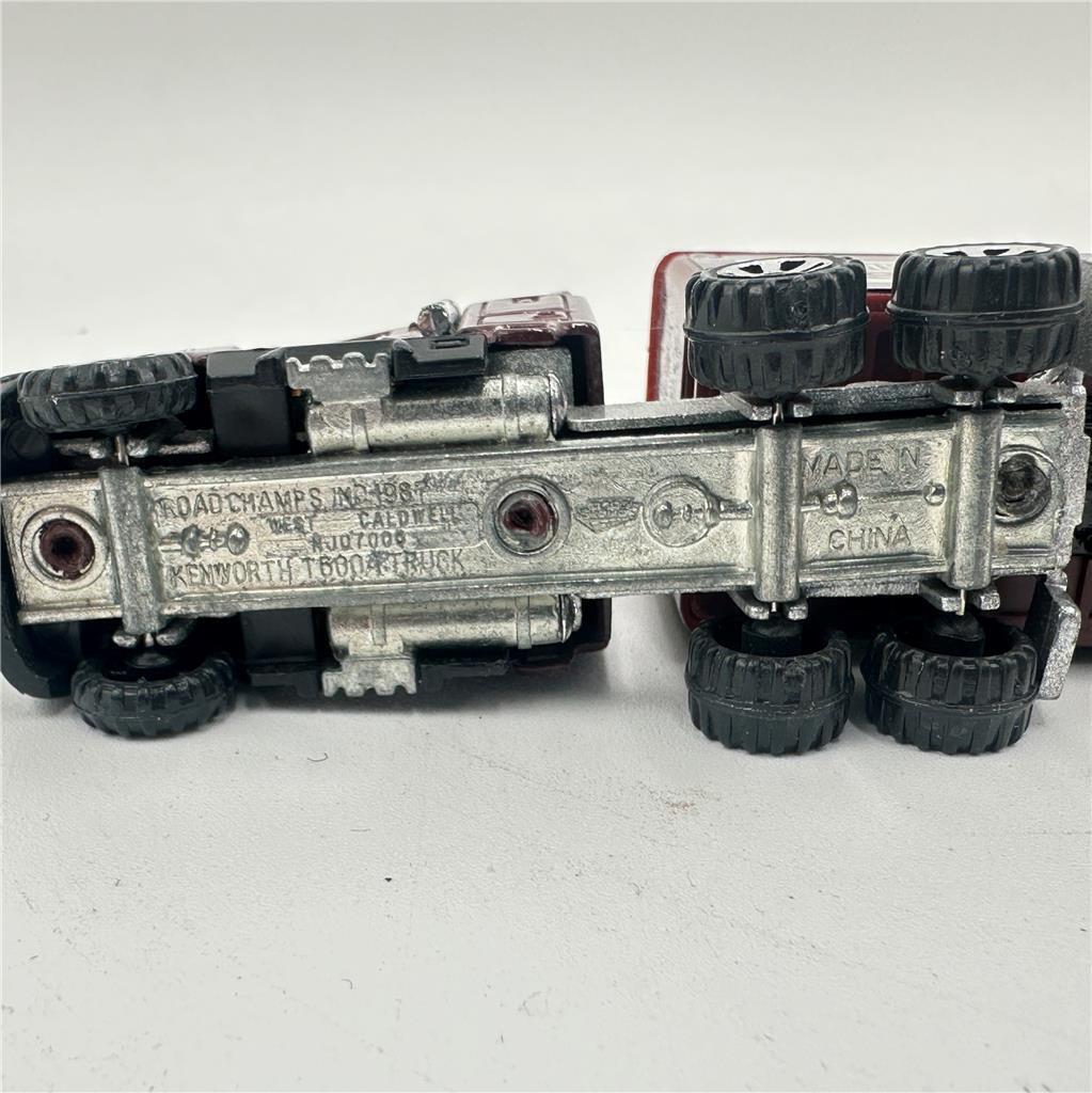 1/64 Road Champs Big Rig Hersheys Kisses IH Navistar Semi Truck Trailer 1994 Toy
