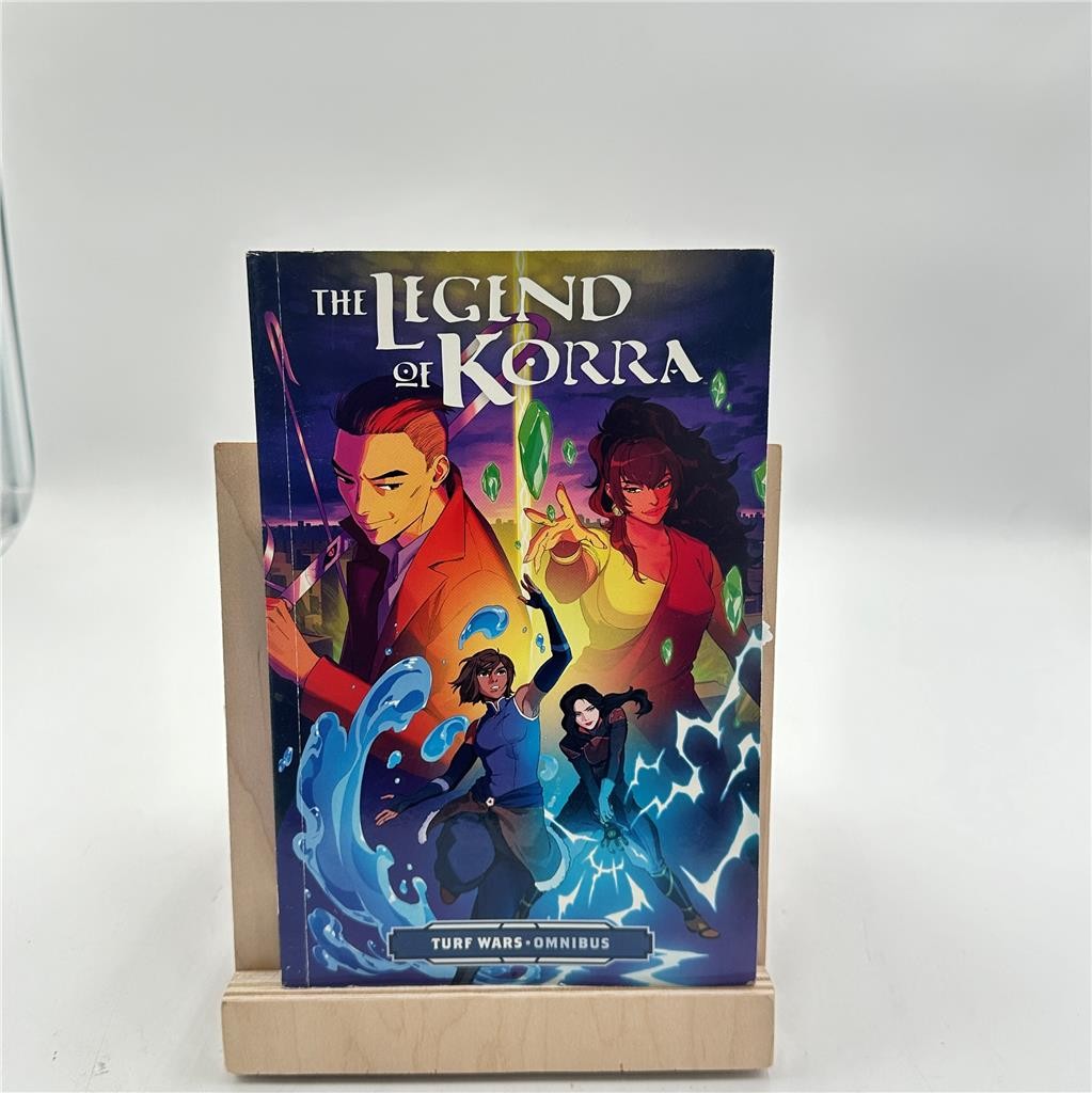 The Legend of Korra: Turf Wars - Paperback, by Konietzko Bryan; DiMartino