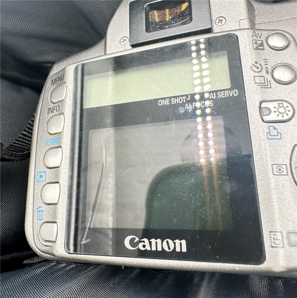Canon EOS Digital Rebel XT Camera w/3 Batteries and Charger and Case Untested