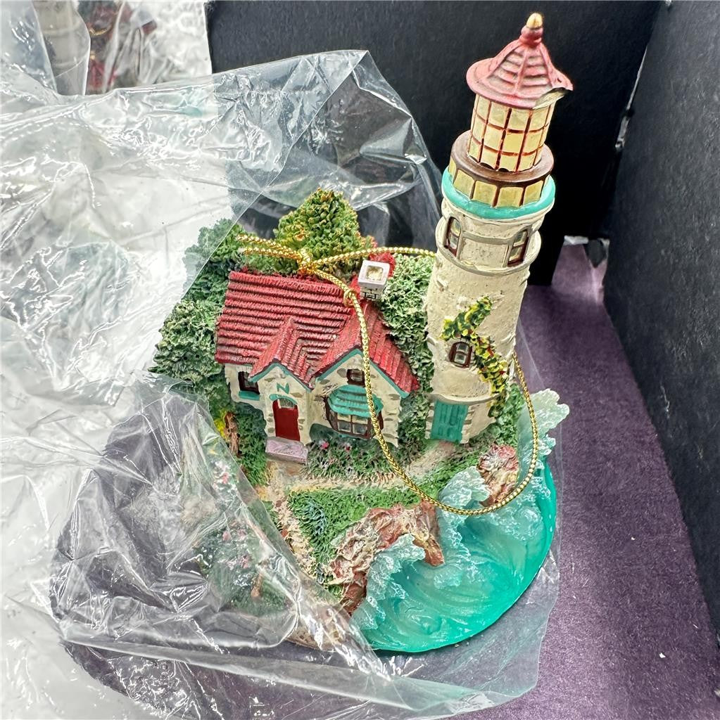 11 Thomas Kinkade Illuminated Lighthouse Collection The Bradford Ed. See Descrip