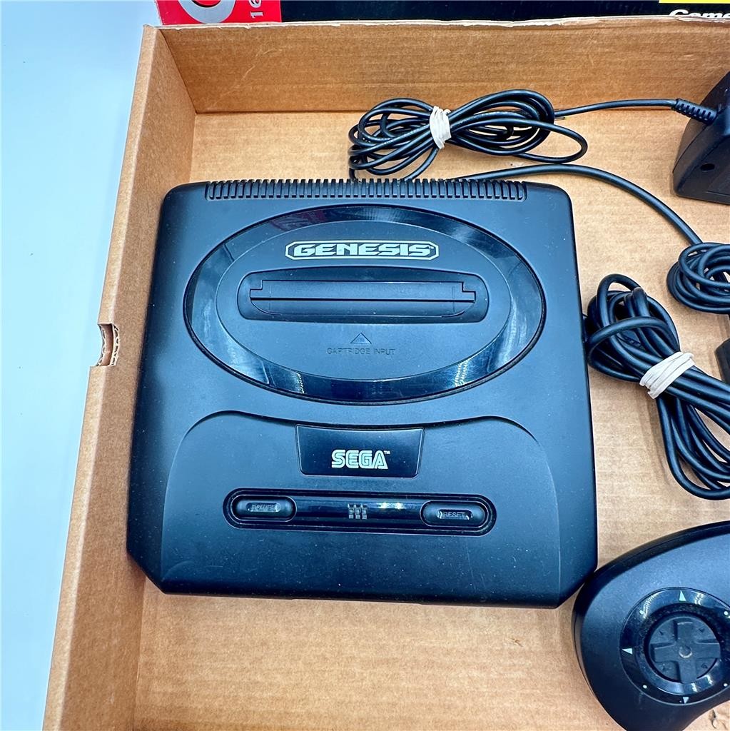 Sega Genesis The Core System 16-Bit Graphics Untested Missing Side Cover
