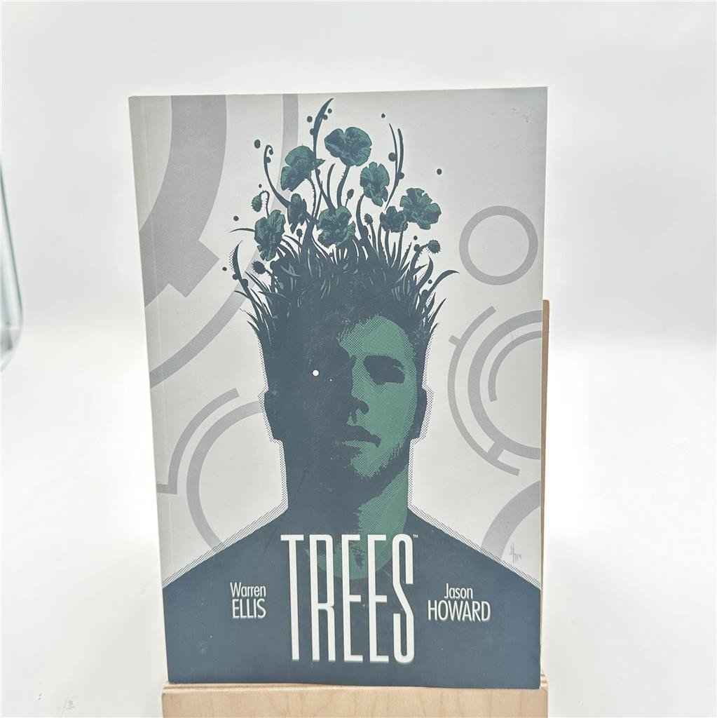 Trees Volume 1 (Trees Tp) - Paperback By Ellis, Warren Paper Back