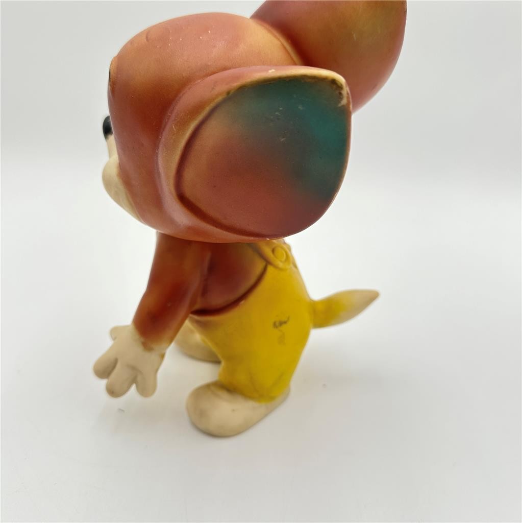 VINTAGE CIRCA 1950S - 1960S MOUSE VINYL RUBBER SQUEEZE / SQUEAK TOY 9 1/2" TALL