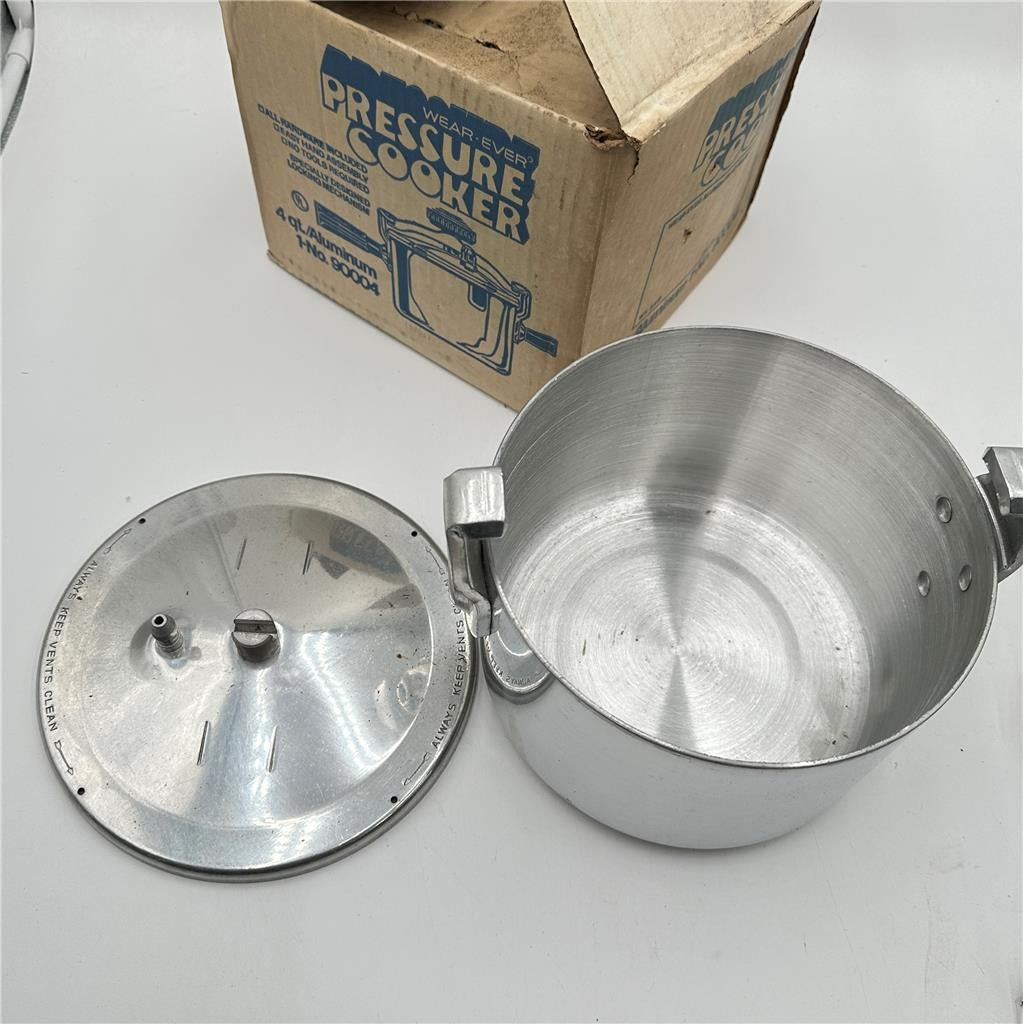 Pressure Cooker Wear-Ever 4 Quart Aluminum 1-No. 90004