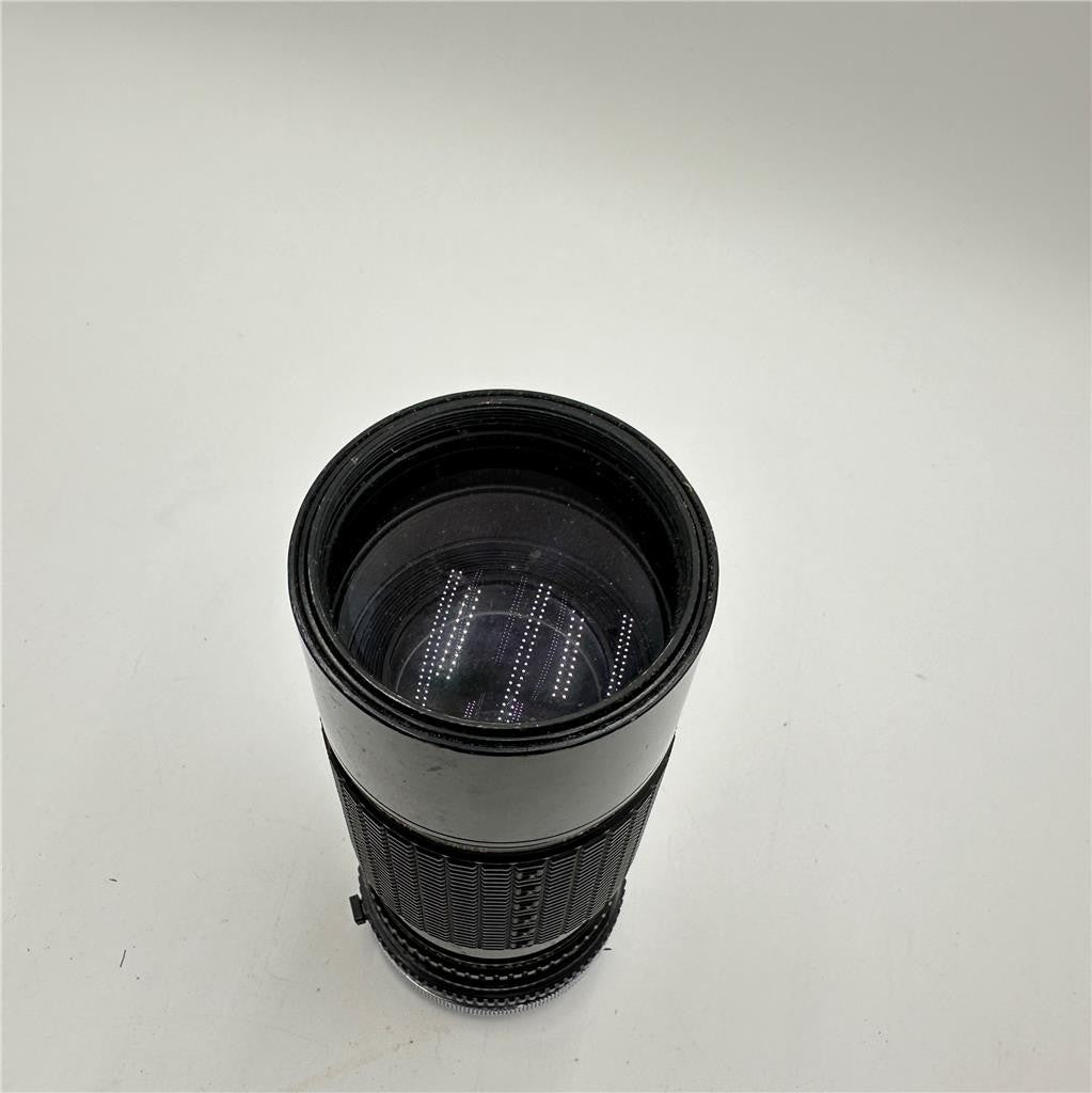 Sigma High-Speed Zoom Multi-Coated Lens Zoom 1:4.5 f=100~200mm
