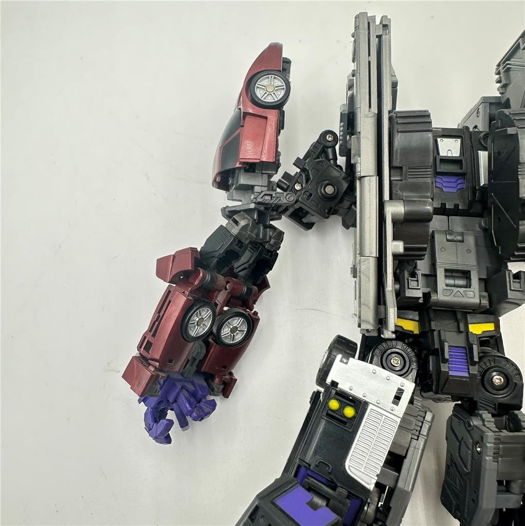 Fansproject Intimidator (3rd Party Stunticons, Menasor) Missing Pieces