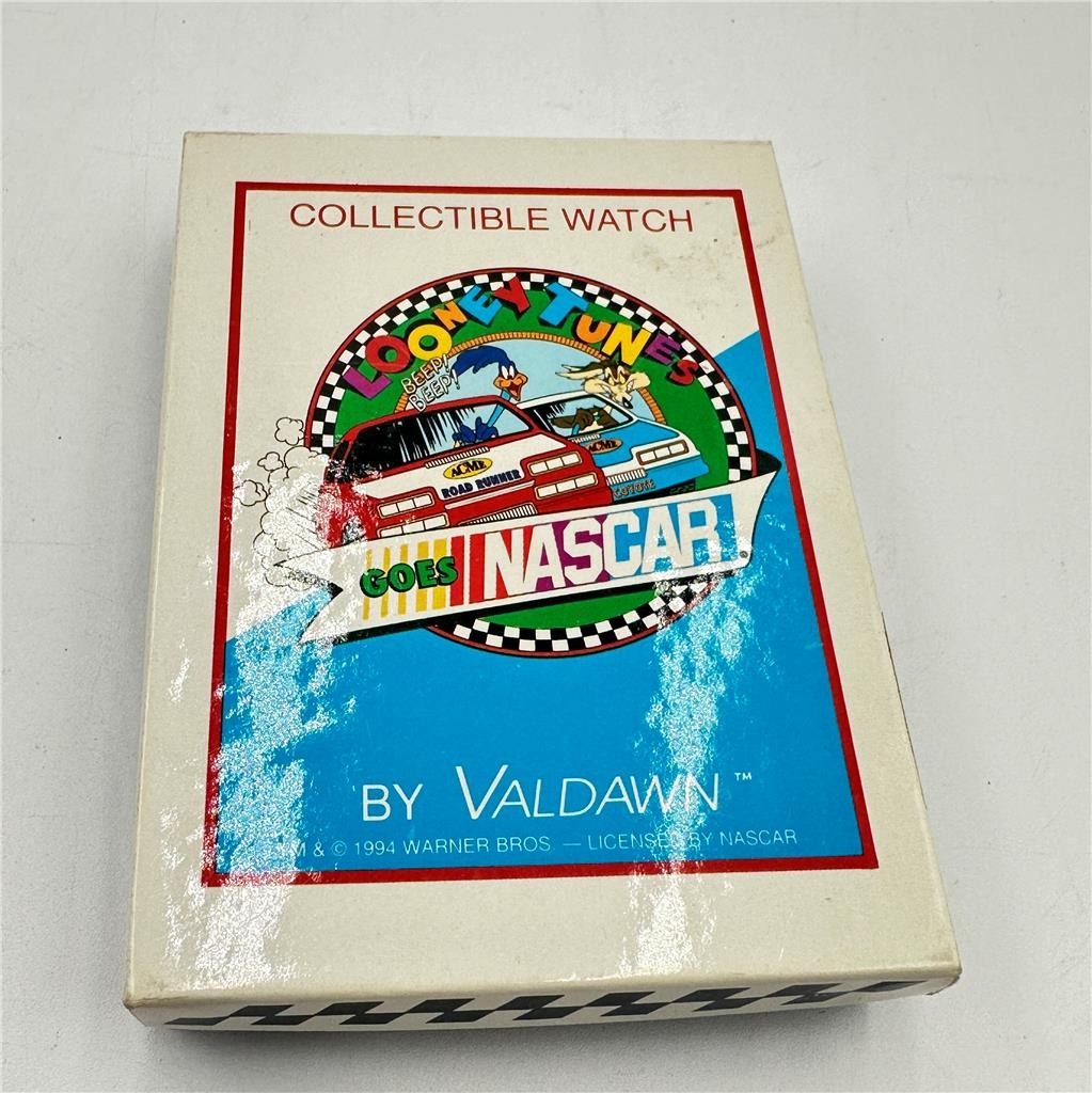 Vtg 1994 Nascar Taz Pocket Watch A Valdawn Collectible #081