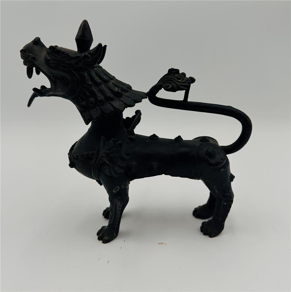 VINTAGE Metal CHINESE FOO DOG STATUE
