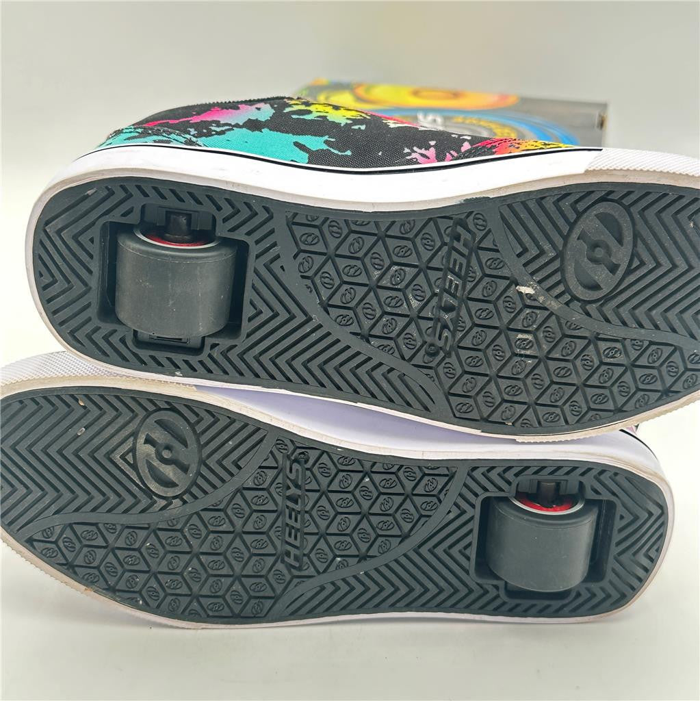 Heelys Youth Size 4 Tie Dyed Wheeled Skate Shoe Sneaker