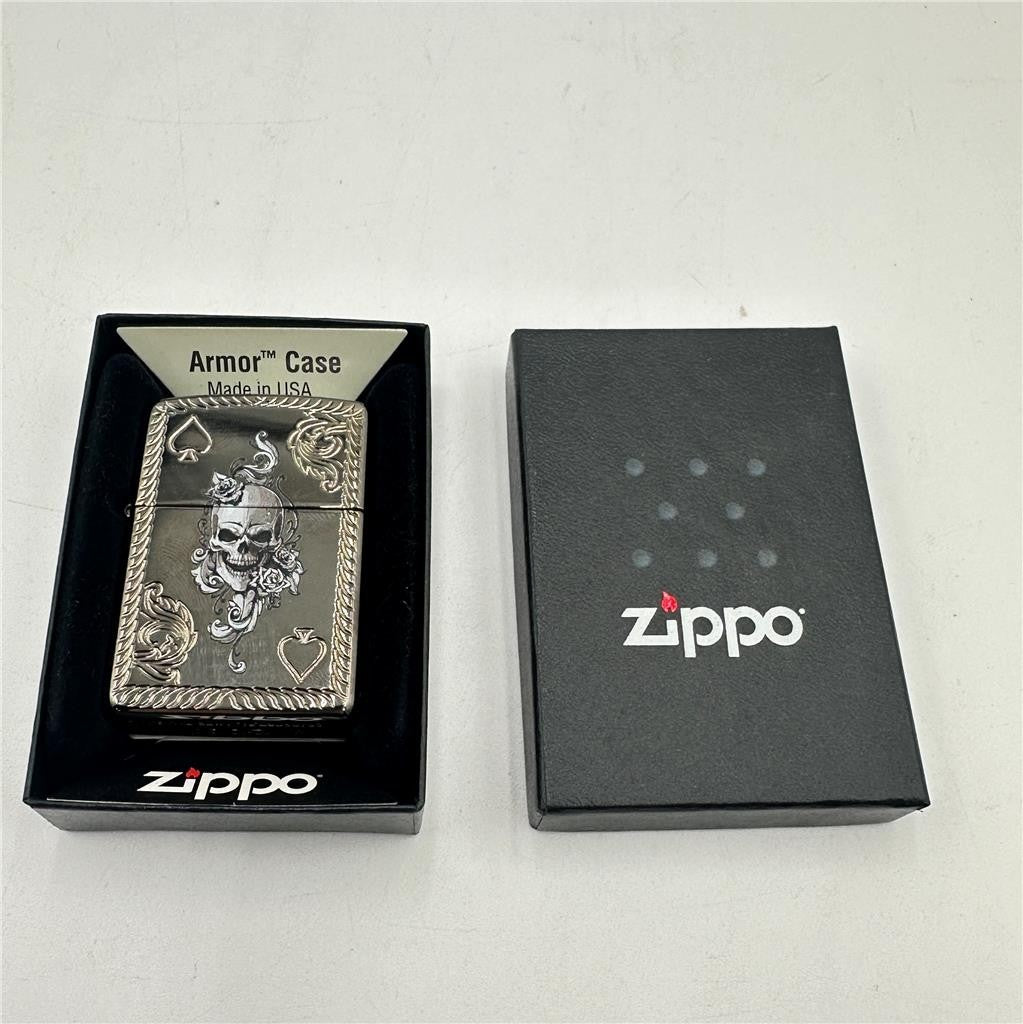 SPADES & SKULL DESIGN ZIPPO LIGHTER w/ Armor Case