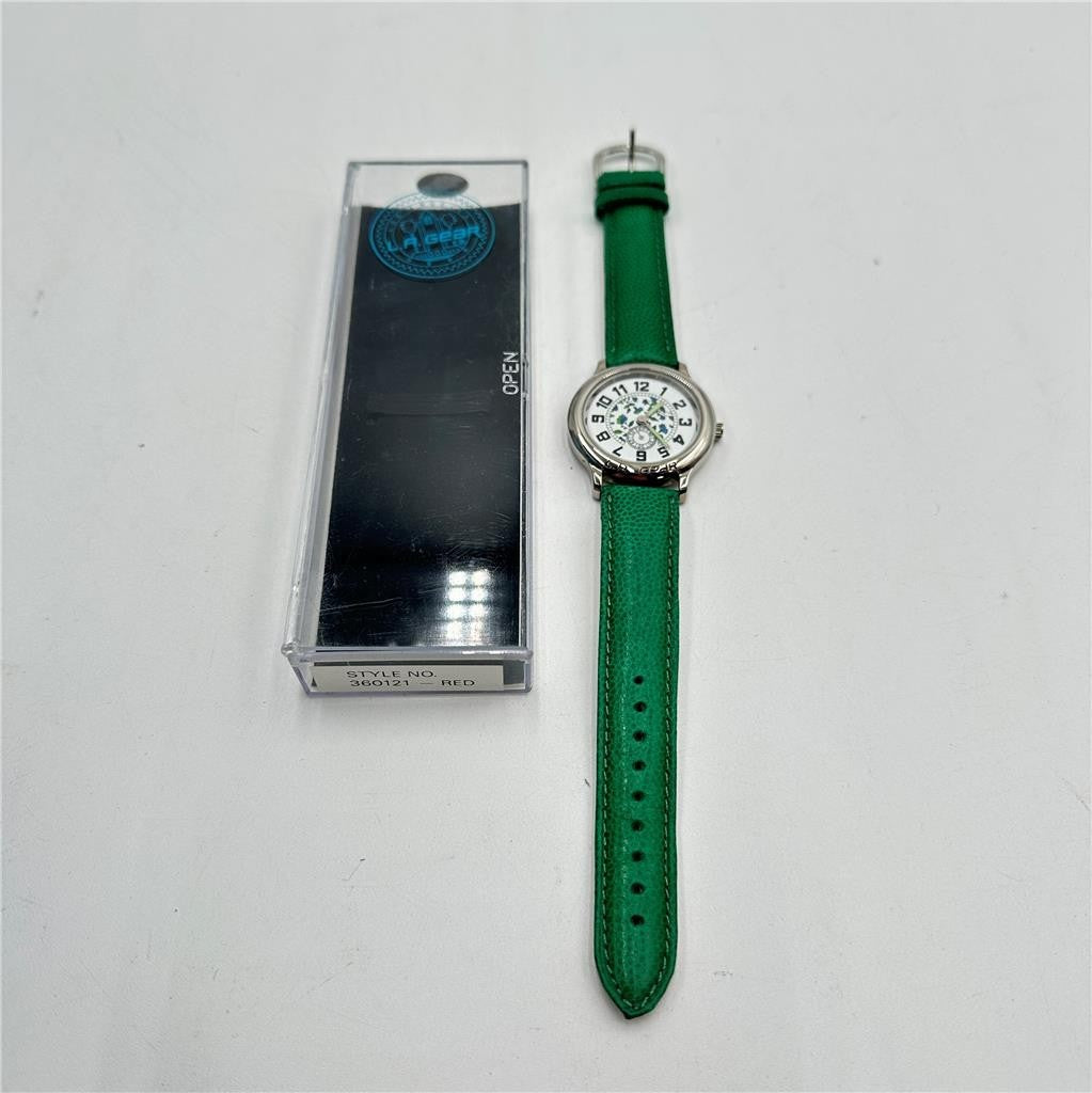 Vtg Women's LA Gear Blue Flower Watch Face Green Band  Untested May Need Battery