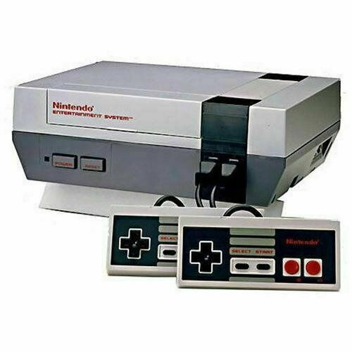 Nintendo NES Action Set  w/ Control Deck, Controllers, Zap Gun & Box Untested