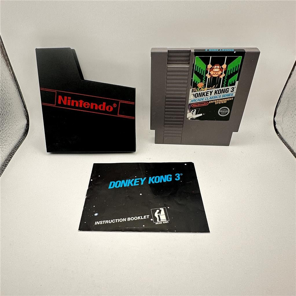 Donkey Kong 3 (1986) [5 Screw] with manual