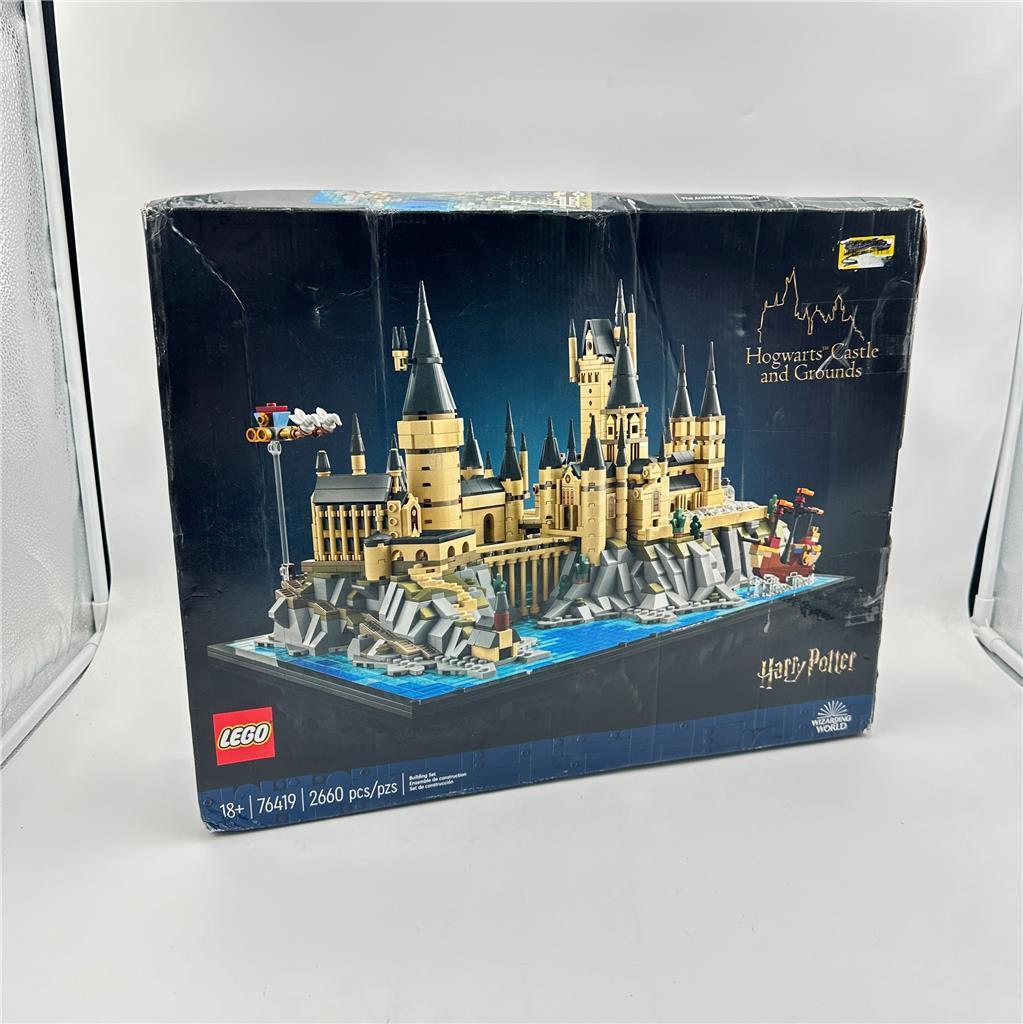 LEGO Harry Potter: Hogwarts Castle  (76419) Damaged Open Box Compleate
