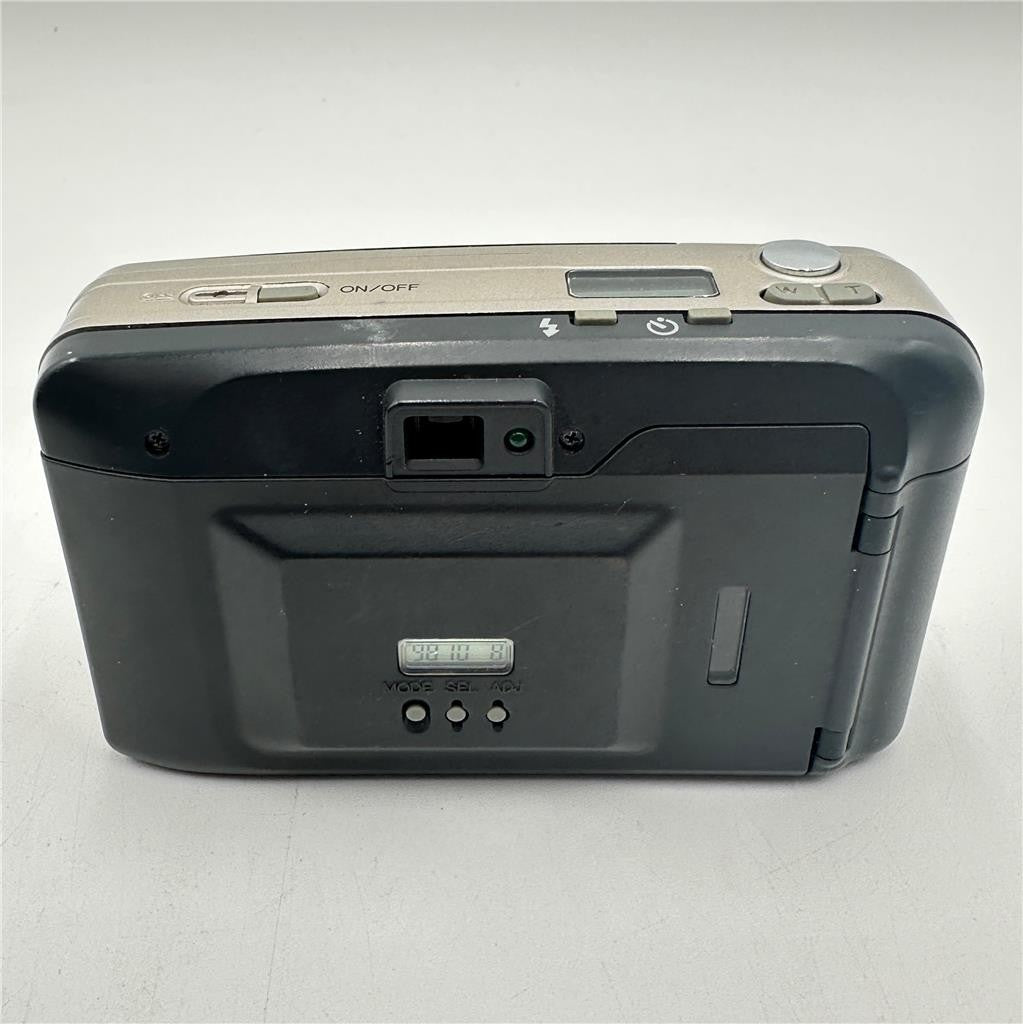 Vtg Minolta Riva Zoom 90 AF Date 35mm Film Camera Untested 