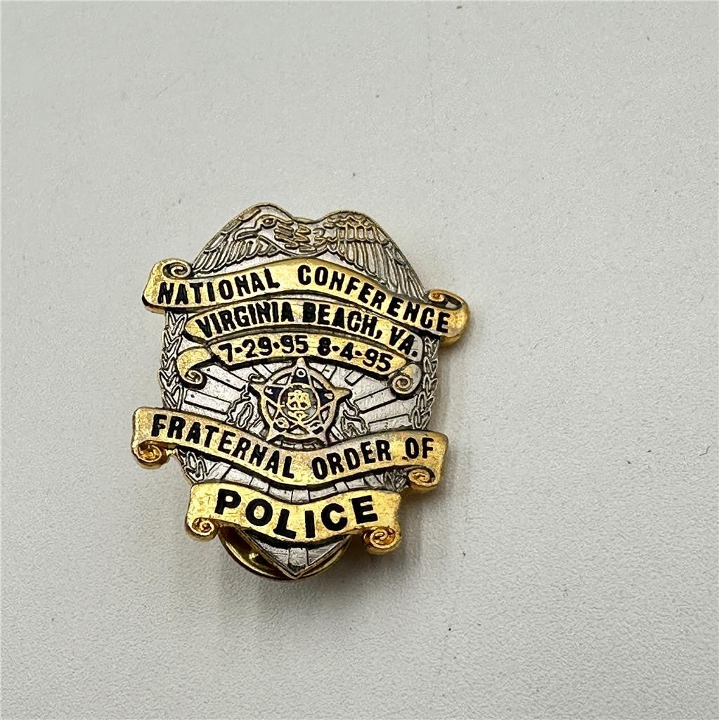  FOP Fraternal Order Of Police National Convention Virginia Beach, VA '95 Pin